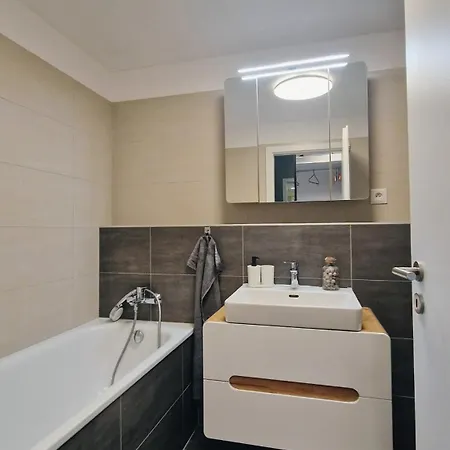 Apartment Premiere Oldtown - Amazing Views Bratislava