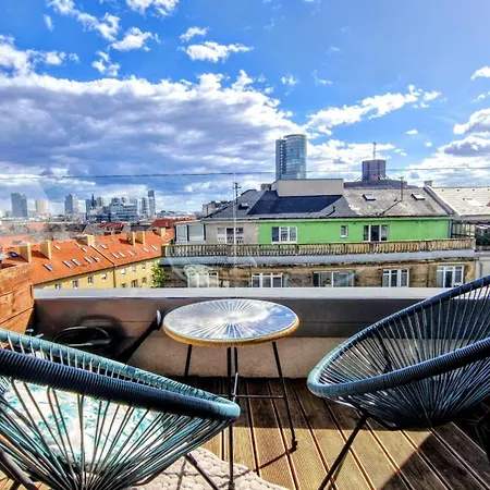 Premiere Oldtown - Amazing Views Bratislava